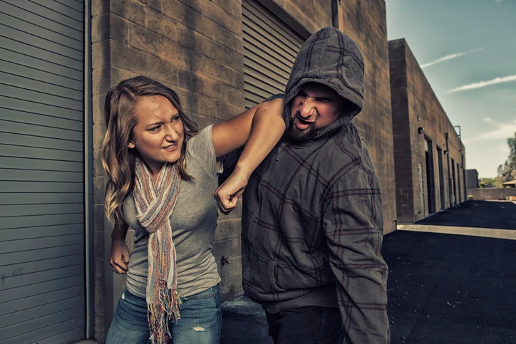 Self-Defense-Laws-in-California.jpg